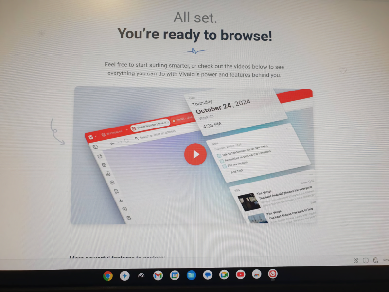 vivaldi browser start-up screen and ChromeOS task bar, with Vivaldi on the right